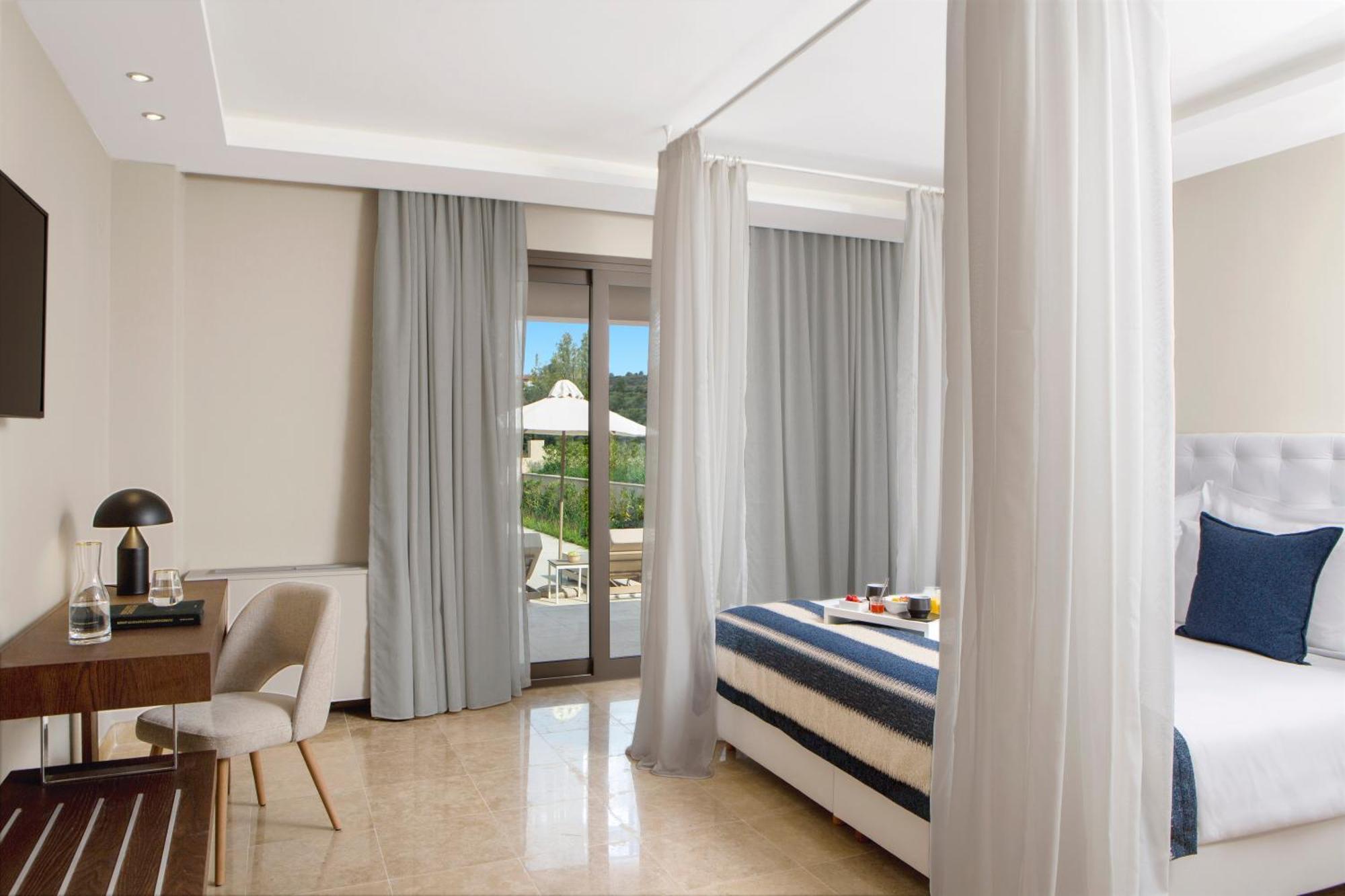 Ajul Luxury Hotel & Spa Resort, A Registry Collection Hotel อาเกีย ปาราสเควิ ภายนอก รูปภาพ