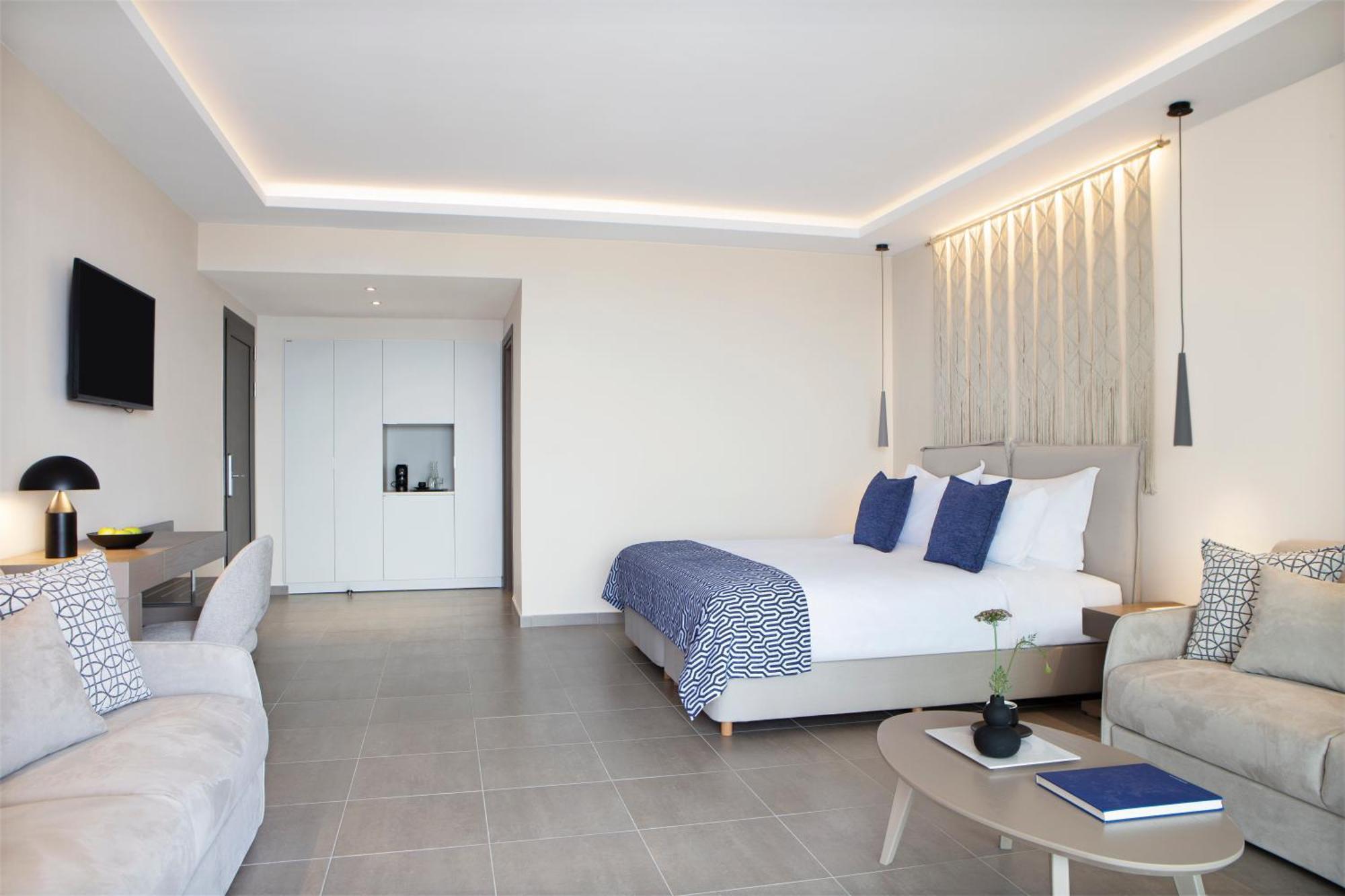 Ajul Luxury Hotel & Spa Resort, A Registry Collection Hotel อาเกีย ปาราสเควิ ภายนอก รูปภาพ