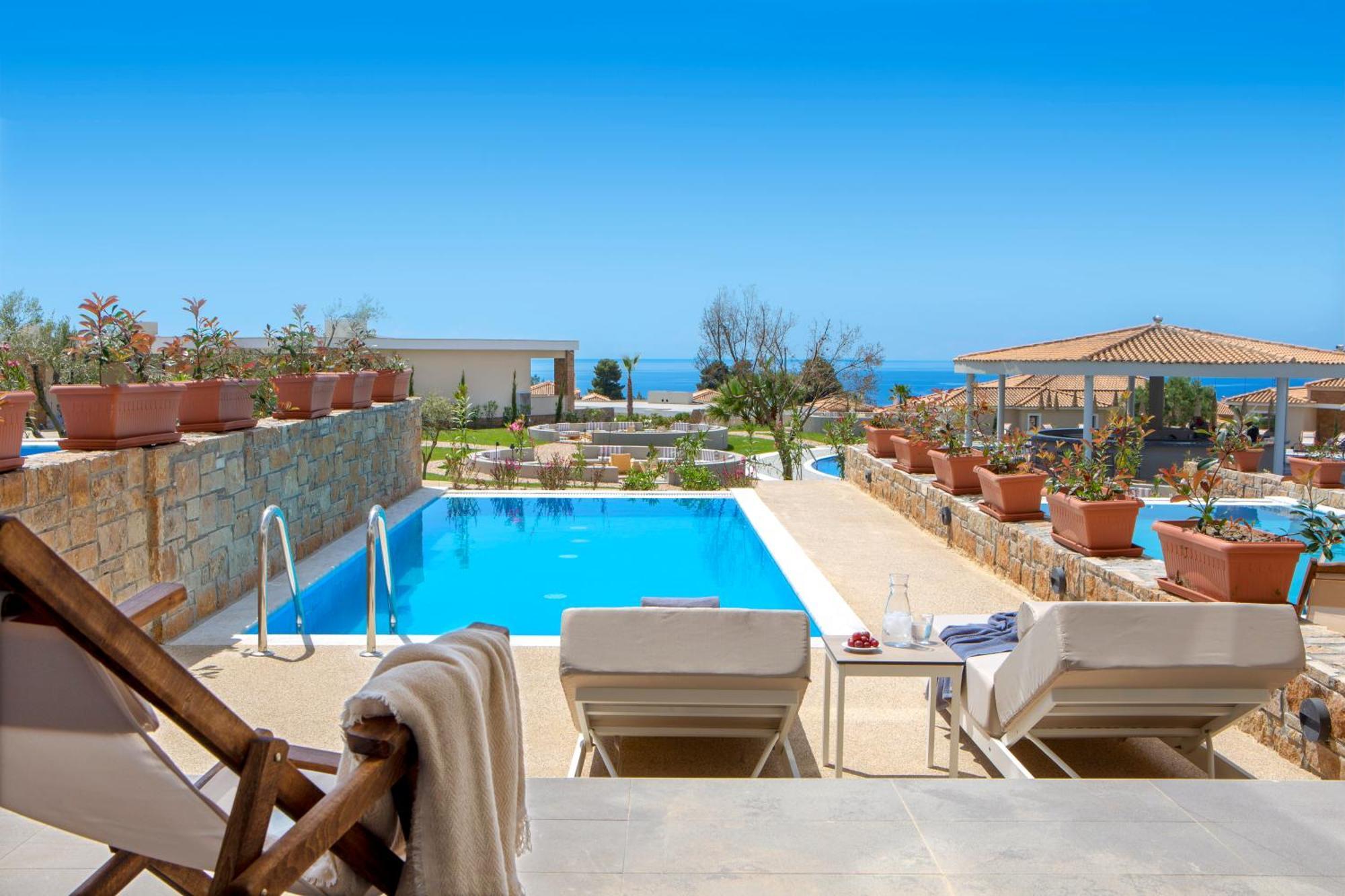 Ajul Luxury Hotel & Spa Resort, A Registry Collection Hotel อาเกีย ปาราสเควิ ภายนอก รูปภาพ